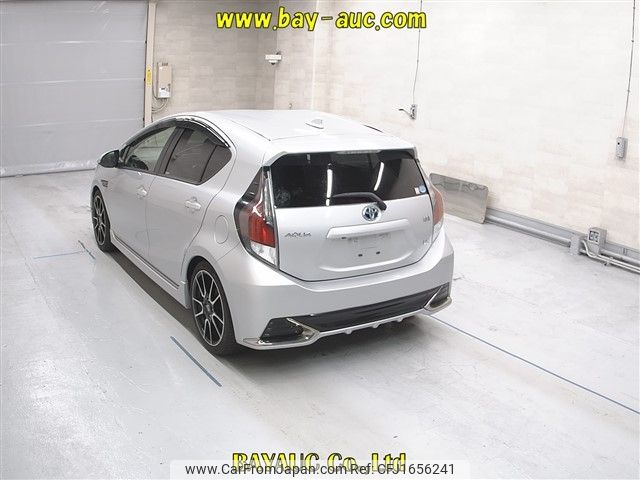 toyota aqua 2016 CFJ1656241 image 2