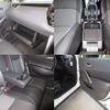 toyota corolla-cross 2021 CFJ1783093 image 8