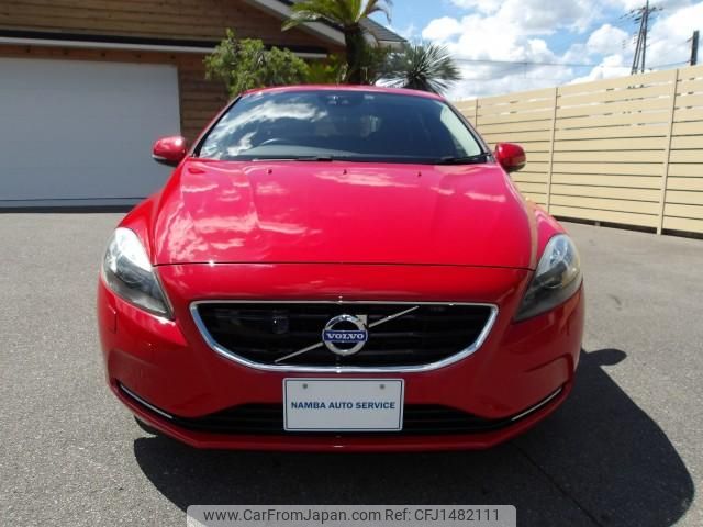 volvo v40 2014 quick_quick_MB4164T_YV1MV485BE2157112 image 2