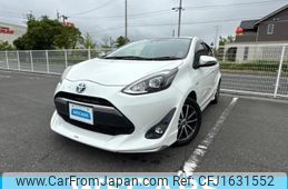 toyota aqua 2017 CFJ1631552