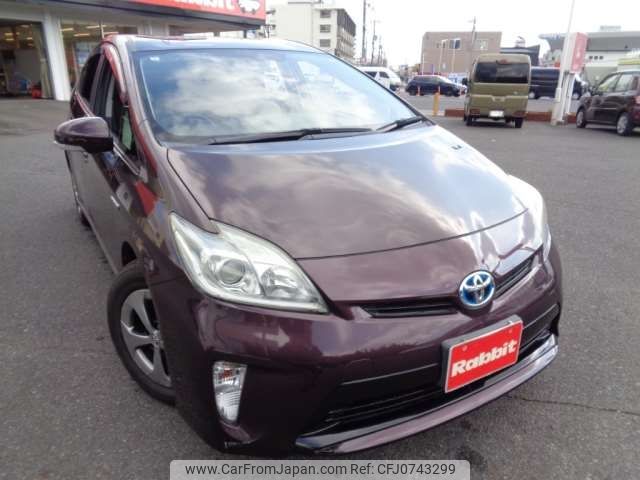 toyota prius 2013 CFJ0743299 image 2