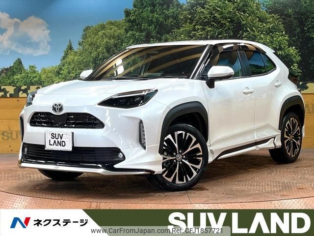 toyota yaris-cross 2024 CFJ1857721 image 1