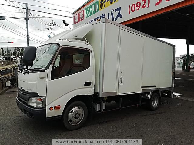 toyota dyna-truck 2014 GOO_NET_EXCHANGE_0803382A30221013W004 image 1