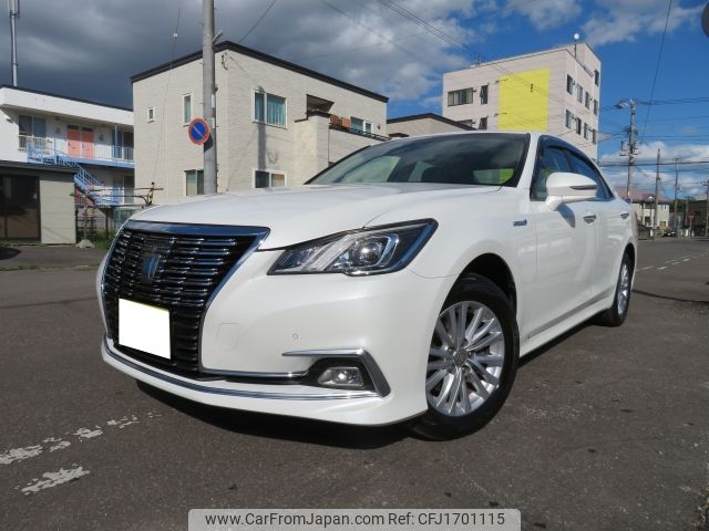 toyota crown 2016 CFJ1701115 image 1