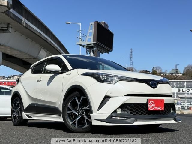 toyota c-hr 2017 -TOYOTA--C-HR DAA-ZYX10--2068393---TOYOTA--C-HR DAA-ZYX10--2068393- image 2