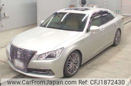 toyota crown 2013 CFJ1872430