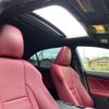 lexus is 2017 CFJ1688000 image 8