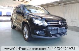 volkswagen tiguan 2011 ENHANCEAUTO_1_ea290437