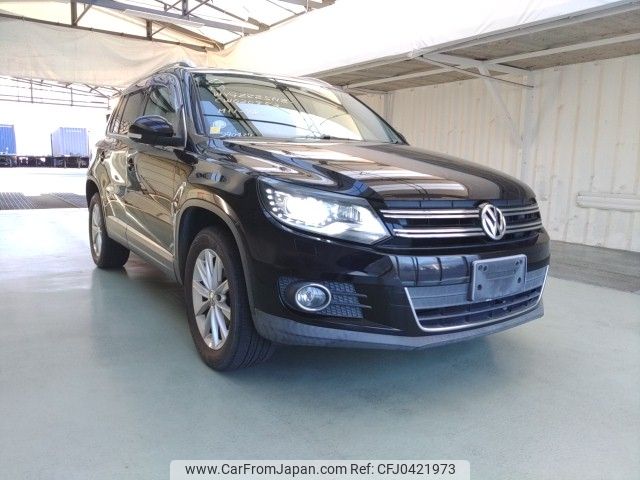 volkswagen tiguan 2011 ENHANCEAUTO_1_ea290437 image 1