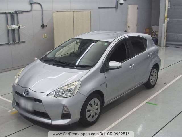 toyota aqua 2014 -TOYOTA 【一宮 530ｽ3877】--AQUA DAA-NHP10--NHP10-6263402---TOYOTA 【一宮 530ｽ3877】--AQUA DAA-NHP10--NHP10-6263402- image 1