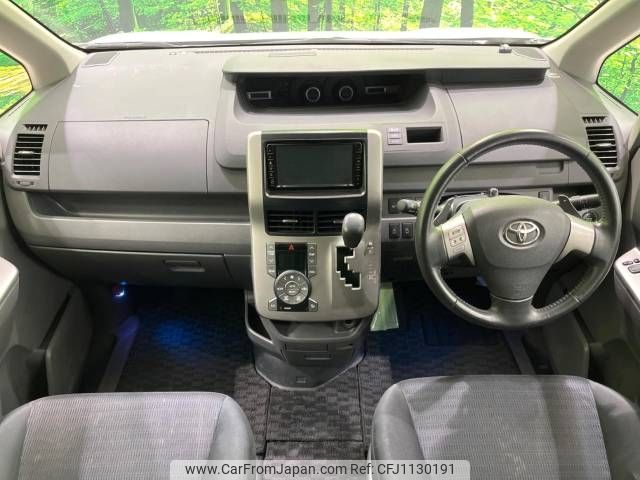 toyota voxy 2009 -TOYOTA--Voxy DBA-ZRR70W--ZRR70-0227477---TOYOTA--Voxy DBA-ZRR70W--ZRR70-0227477- image 2