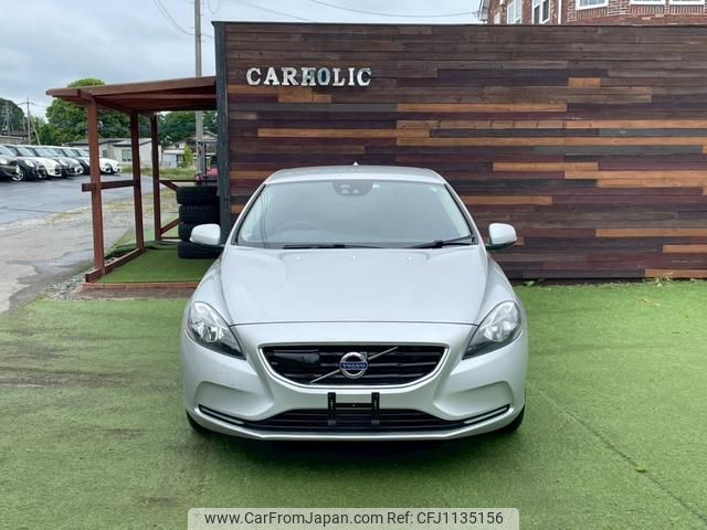 volvo v40 2016 GOO_JP_700040317230250510001 image 2