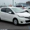 toyota vitz 2012 28599 image 1