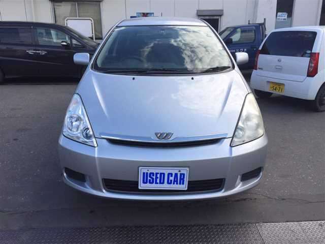 toyota wish 2004 769235-170205171843 image 1