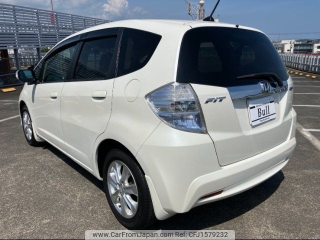 honda fit 2013 CFJ1579232 image 2