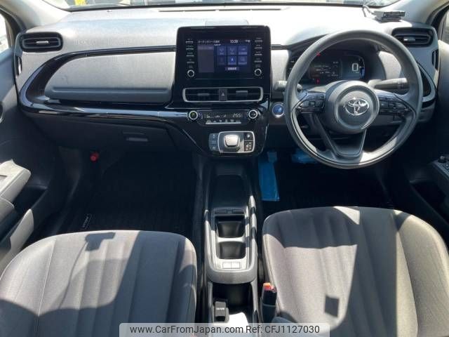 toyota aqua 2022 -TOYOTA--AQUA 6AA-MXPK11--MXPK11-6001900---TOYOTA--AQUA 6AA-MXPK11--MXPK11-6001900- image 2