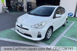 toyota aqua 2013 -TOYOTA 【群馬 501ﾜ2703】--AQUA NHP10--6133322---TOYOTA 【群馬 501ﾜ2703】--AQUA NHP10--6133322-