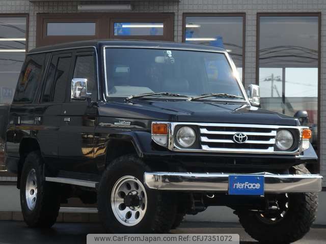 1995 Toyota Land Cruiser 70 HZJ77V 4WD - Car Price $29,201 1995 Toyota Land Cruiser 70 HZJ77V 4WD - Car Price $29,201