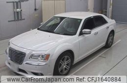 chrysler 300 2013 CFJ1640884