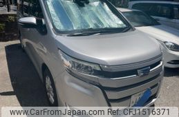 toyota noah 2018 CFJ1516371