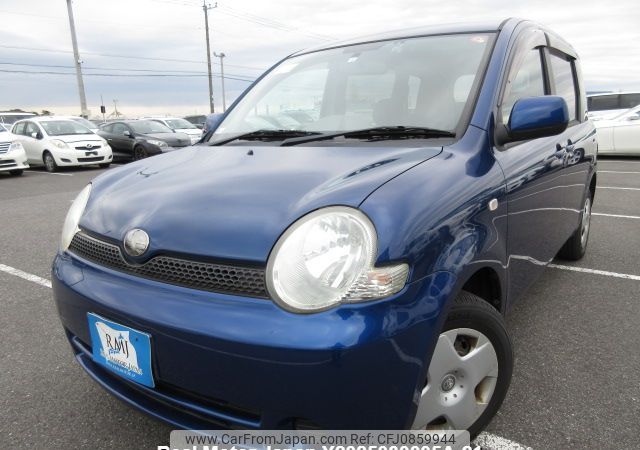 toyota sienta 2004 Y2025030005A-21 image 1