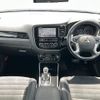 mitsubishi outlander-phev 2019 CFJ1734145 image 17