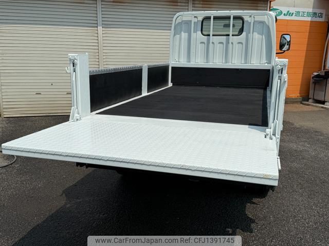 mitsubishi-fuso canter 2018 GOO_NET_EXCHANGE_0504805A30250707W001 image 2