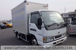 nissan atlas 2003 CFJ0962346