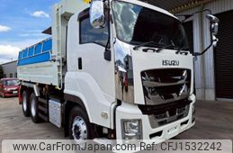isuzu giga 2017 CFJ1532242