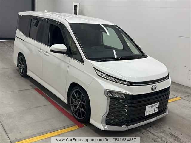 toyota voxy 2023 CFJ1634837 image 1