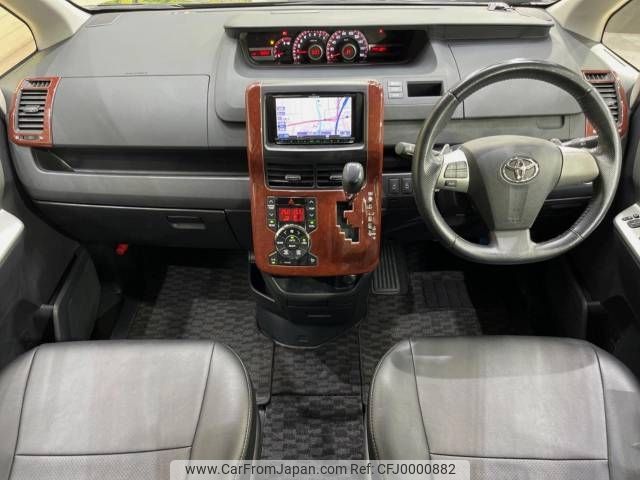 toyota voxy 2011 -TOYOTA--Voxy DBA-ZRR70W--ZRR70-0409250---TOYOTA--Voxy DBA-ZRR70W--ZRR70-0409250- image 2