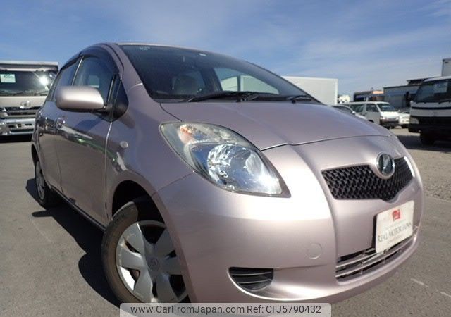 toyota vitz 2005 REALMOTOR_N2020120079HD-10 image 2