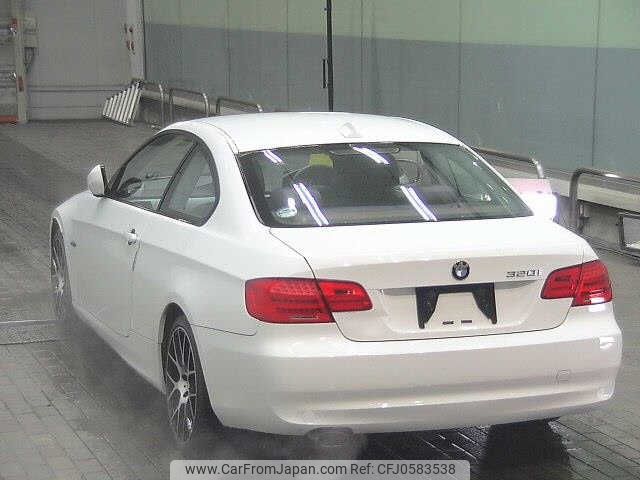 bmw 3-series 2011 -BMW--BMW 3 Series KD20-0E752543---BMW--BMW 3 Series KD20-0E752543- image 2