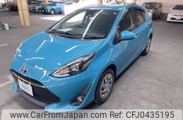 toyota aqua 2018 AF-NHP10-6702442