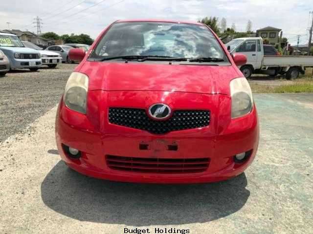 toyota vitz 2006 BD19052A3738 image 2