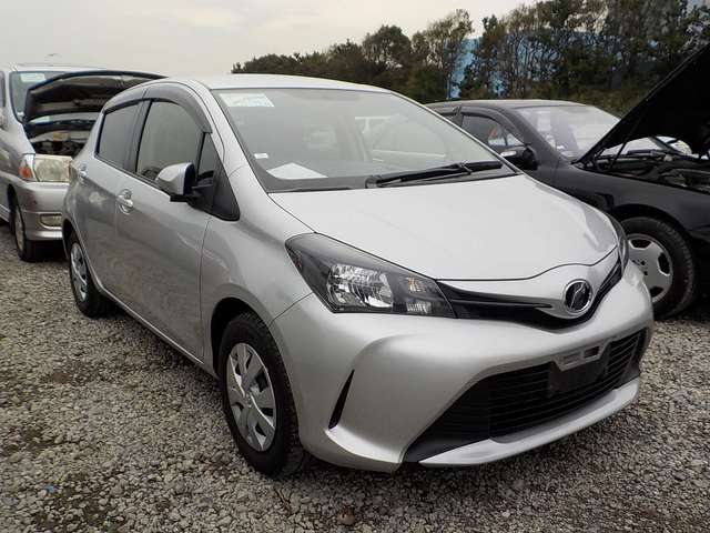 toyota vitz 2015 vitz01 image 1