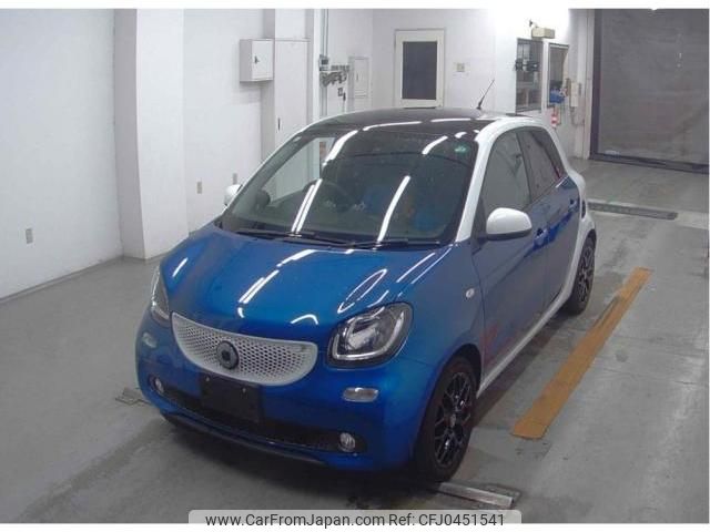 smart forfour 2017 quick_quick_DBA-453044_WME4530442Y129454 image 1