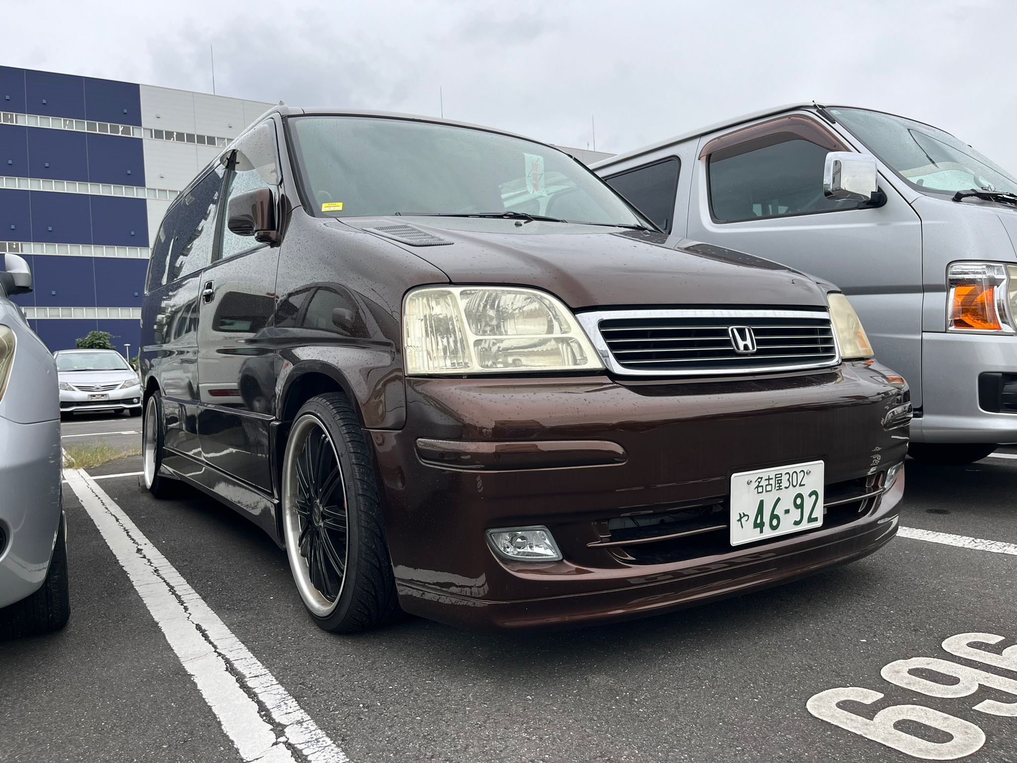 Used Honda Stepwagon For Sale | CAR FROM JAPAN