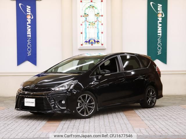 toyota prius-α 2017 CFJ1677546 image 1