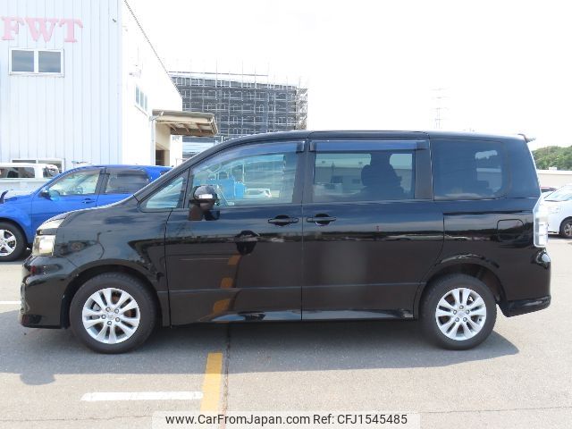 toyota voxy 2010 CFJ1545485 image 2