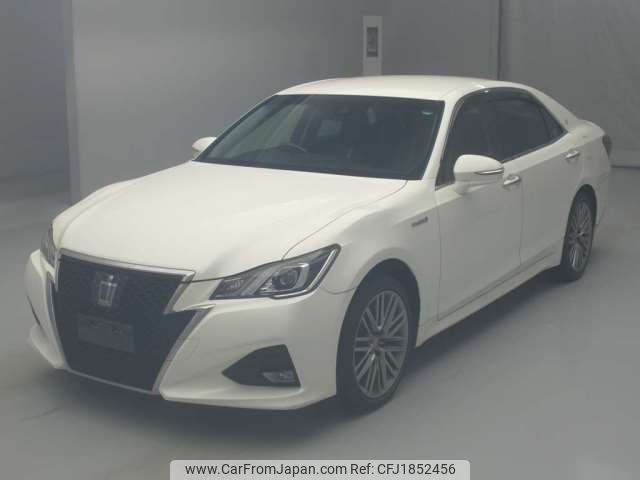toyota crown 2016 CFJ1852456 image 1
