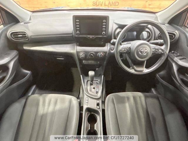 toyota yaris-cross 2024 CFJ1727240 image 2