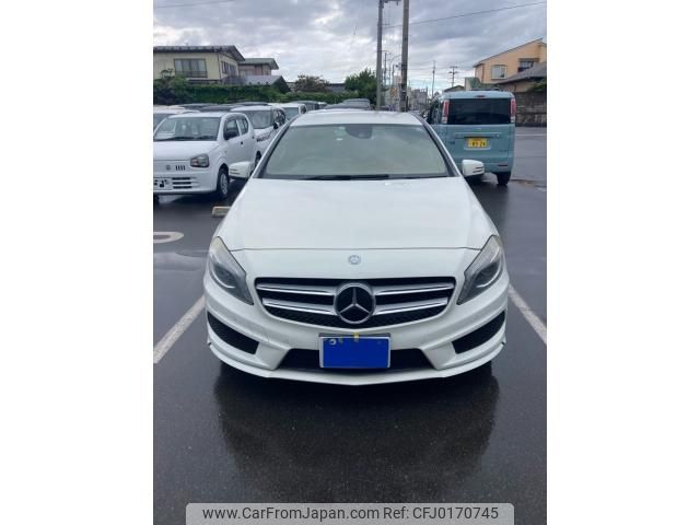 mercedes-benz a-class 2013 -MERCEDES-BENZ--Benz A Class DBA-176042--WDD1760422J192136---MERCEDES-BENZ--Benz A Class DBA-176042--WDD1760422J192136- image 1