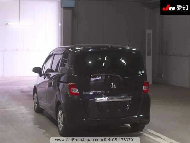 honda freed-spike 2013 CFJ1789701 image 2