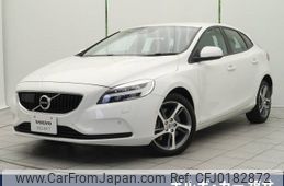 volvo v40 2017 -VOLVO--Volvo V40 DBA-MB4154T--YV1MV2920H2439046---VOLVO--Volvo V40 DBA-MB4154T--YV1MV2920H2439046-