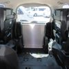 toyota noah 2020 GOO_JP_700056043930240830005 image 9