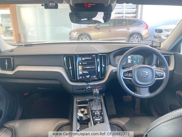 volvo xc60 2018 quick_quick_UD4204TXC_YV1UZA8MCJ1077152 image 2