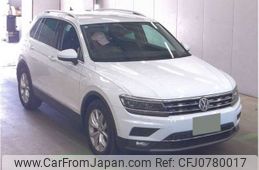 volkswagen tiguan 2020 -VOLKSWAGEN 【多摩 304ｽ1846】--VW Tiguan ABA-5NCZD--WVGZZZ5NZKW854472---VOLKSWAGEN 【多摩 304ｽ1846】--VW Tiguan ABA-5NCZD--WVGZZZ5NZKW854472-