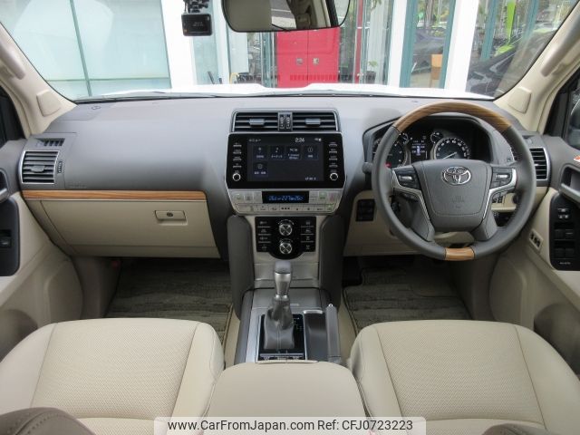 toyota land-cruiser-prado 2023 -TOYOTA--Land Cruiser Prado 3DA-GDJ151W--GDJ151-0013880---TOYOTA--Land Cruiser Prado 3DA-GDJ151W--GDJ151-0013880- image 2