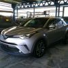 toyota c-hr 2017 -TOYOTA--C-HR DAA-ZYX10--ZYX10-2032951---TOYOTA--C-HR DAA-ZYX10--ZYX10-2032951- image 1